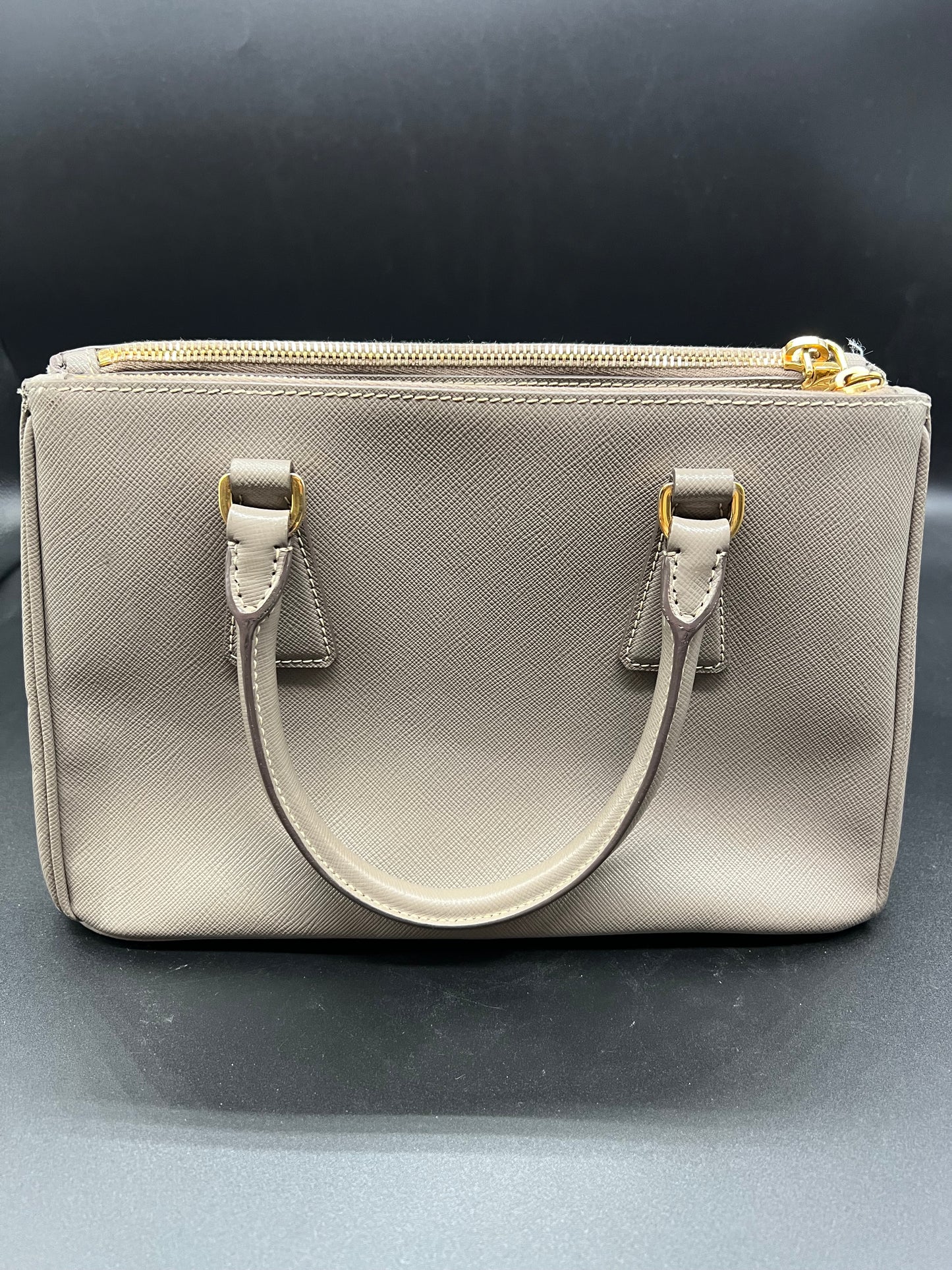 Prada Tasche