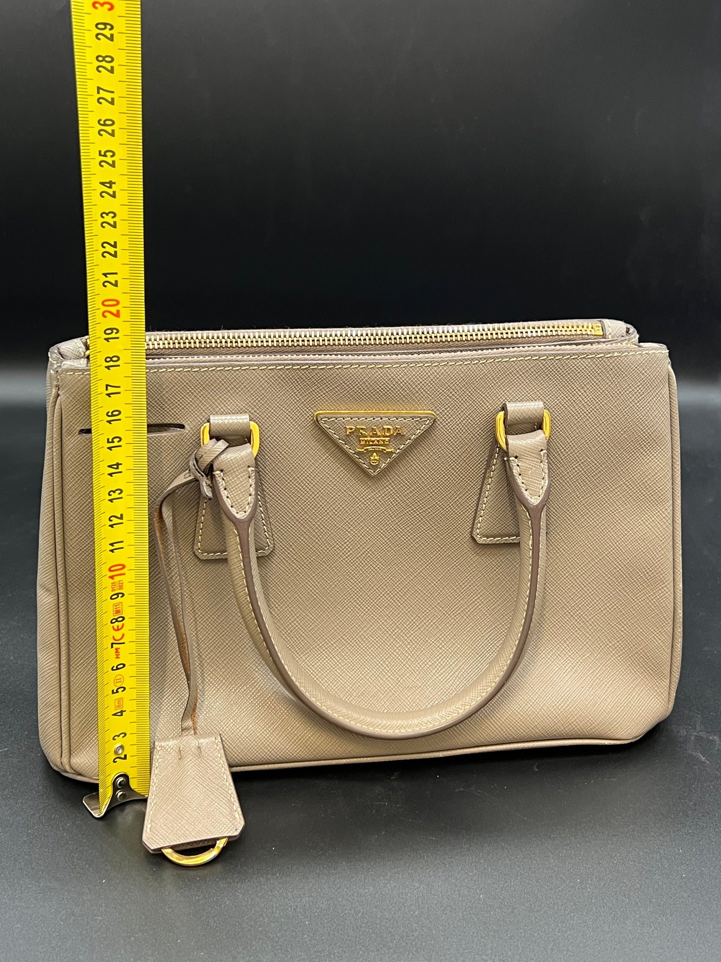 Prada Tasche